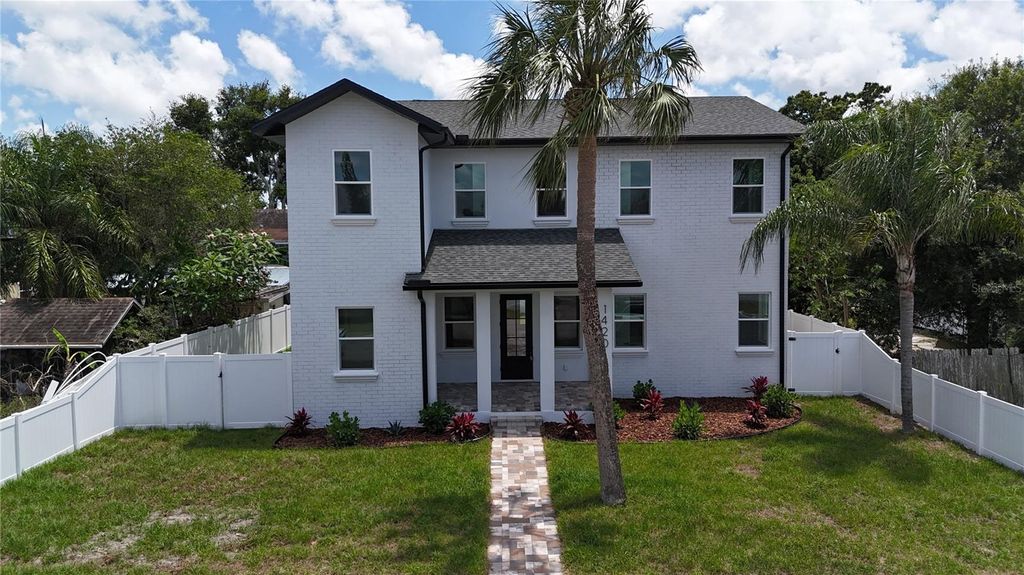 Photo of 1420 36th Avenue N, St Petersburg, FL 33704 (MLS # TB8506881)
