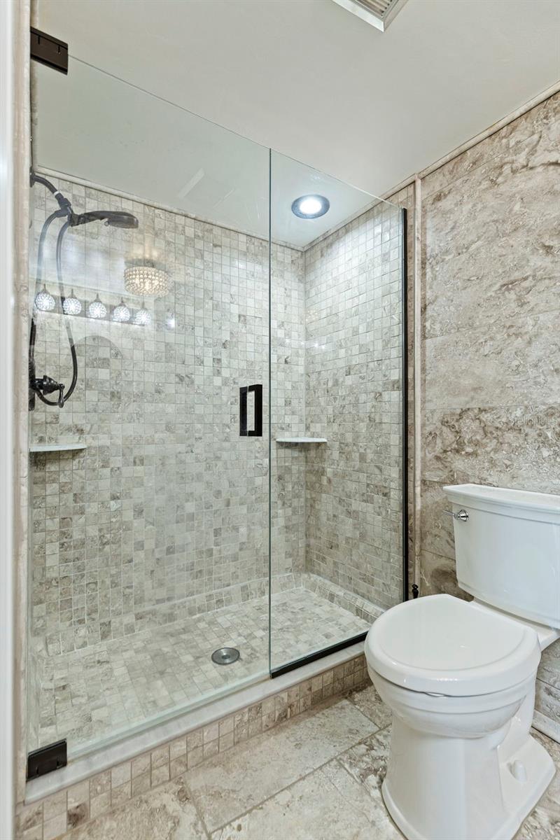 BAYWAY ISLES POINT BRITTANY FIVE - Residential