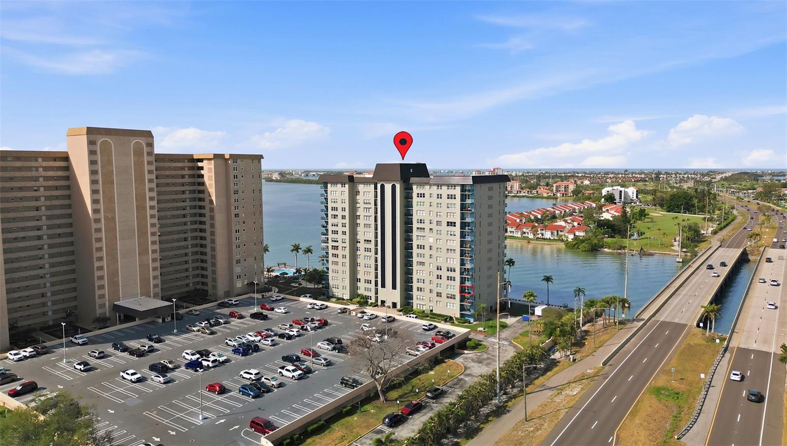 BAYWAY ISLES POINT BRITTANY FIVE - Residential