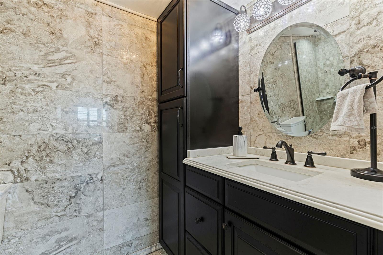 BAYWAY ISLES POINT BRITTANY FIVE - Residential