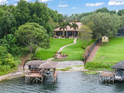 A home in WINDERMERE