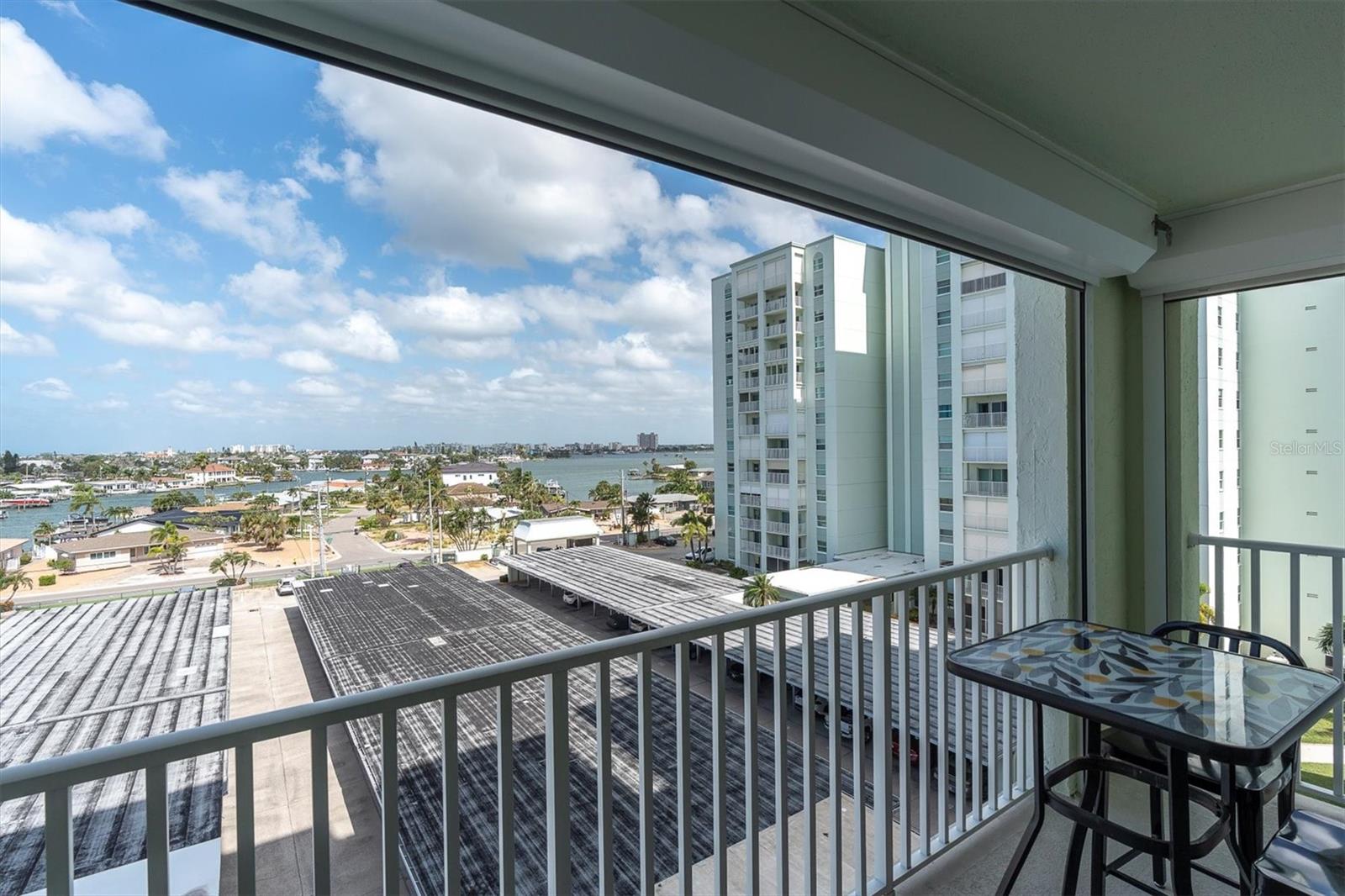 THREE PALMS POINTE CONDO - Residential