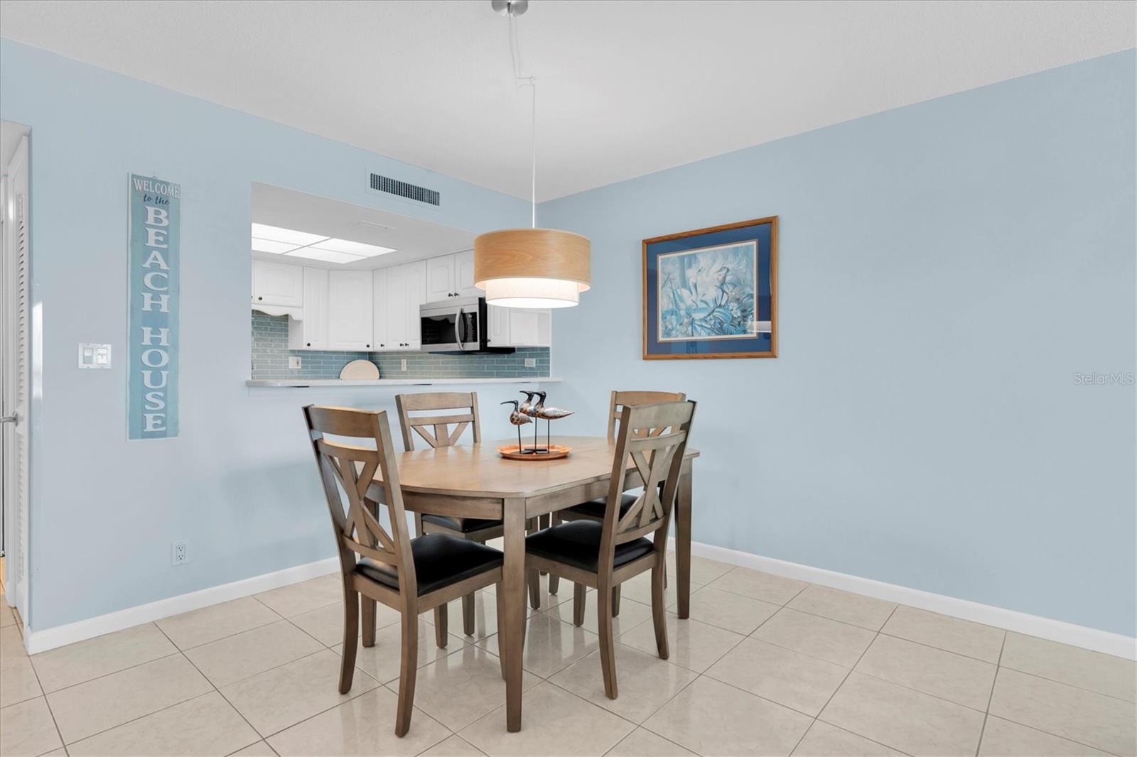 THREE PALMS POINTE CONDO - Residential