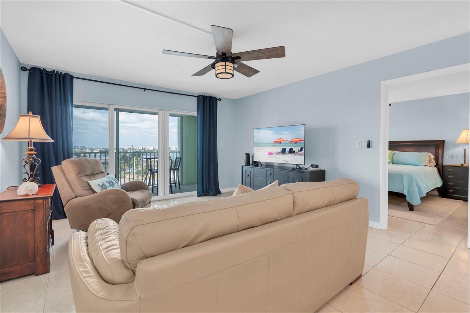 THREE PALMS POINTE CONDO - Residential
