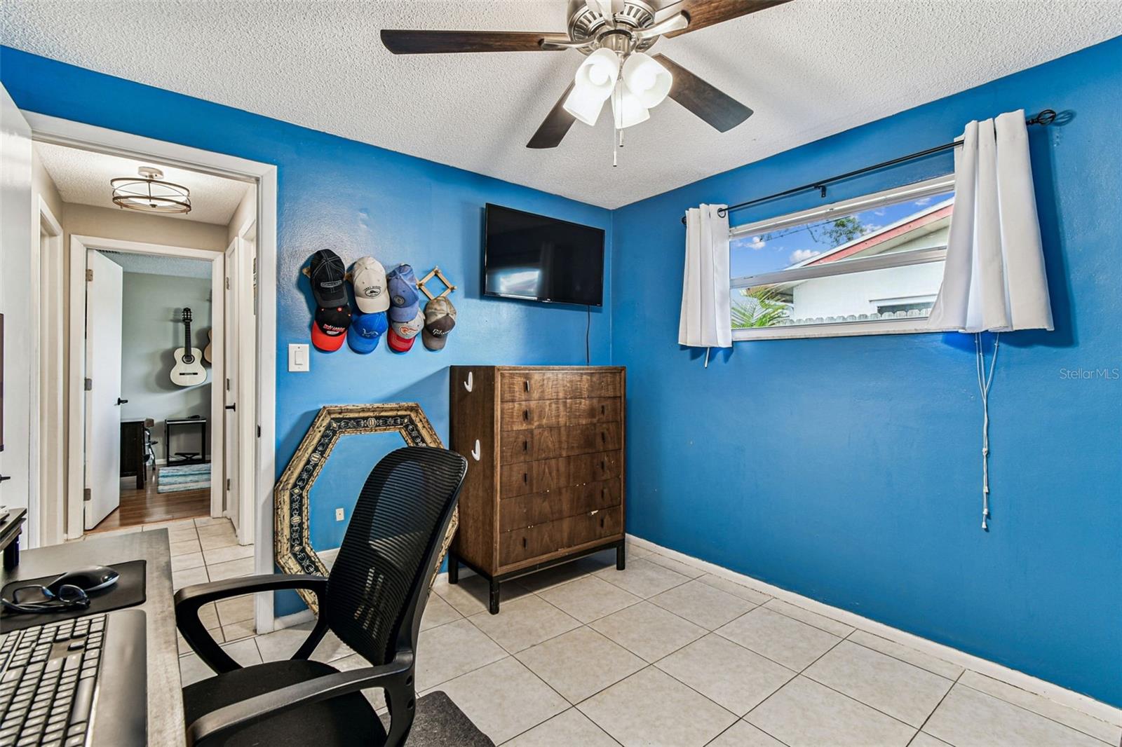 COLLEGE HILL PARK - Residential