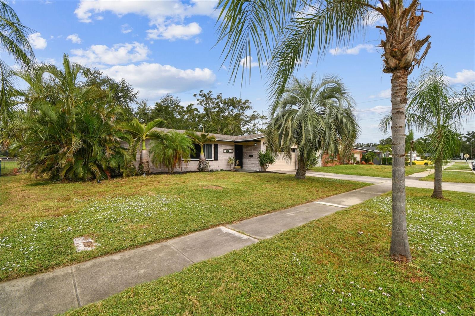 COLLEGE HILL PARK - Residential