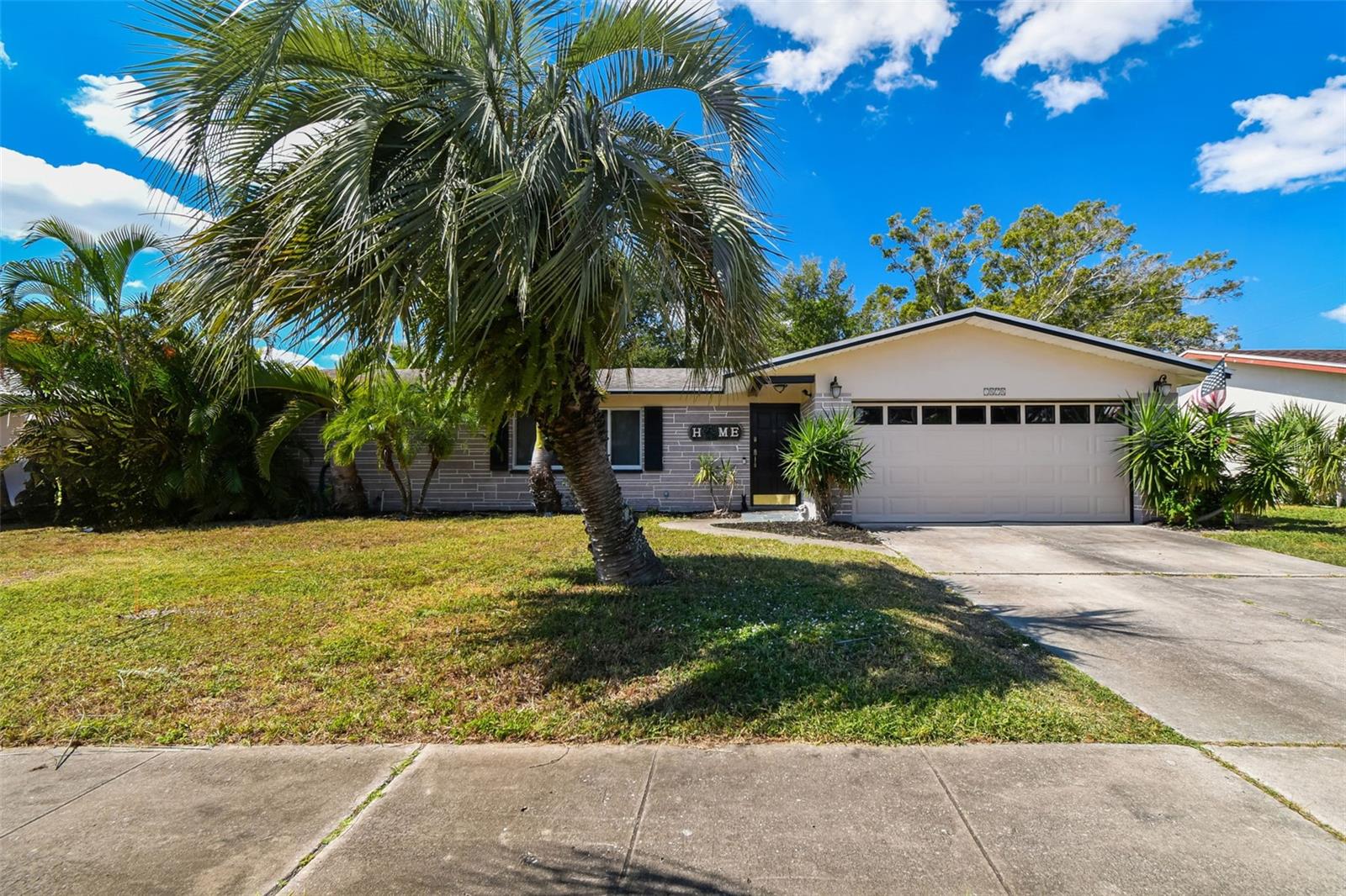 COLLEGE HILL PARK - Residential