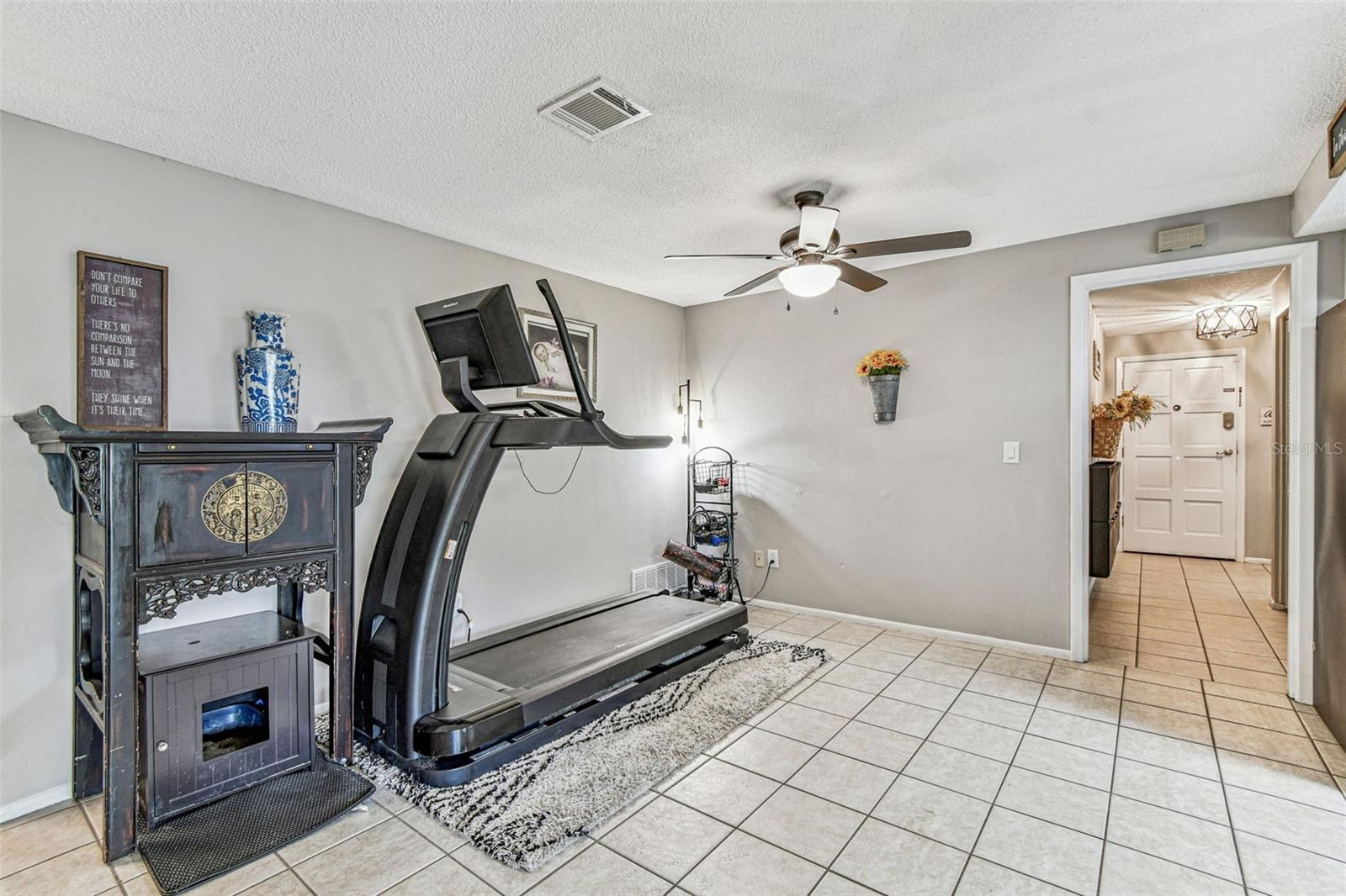 COLLEGE HILL PARK - Residential