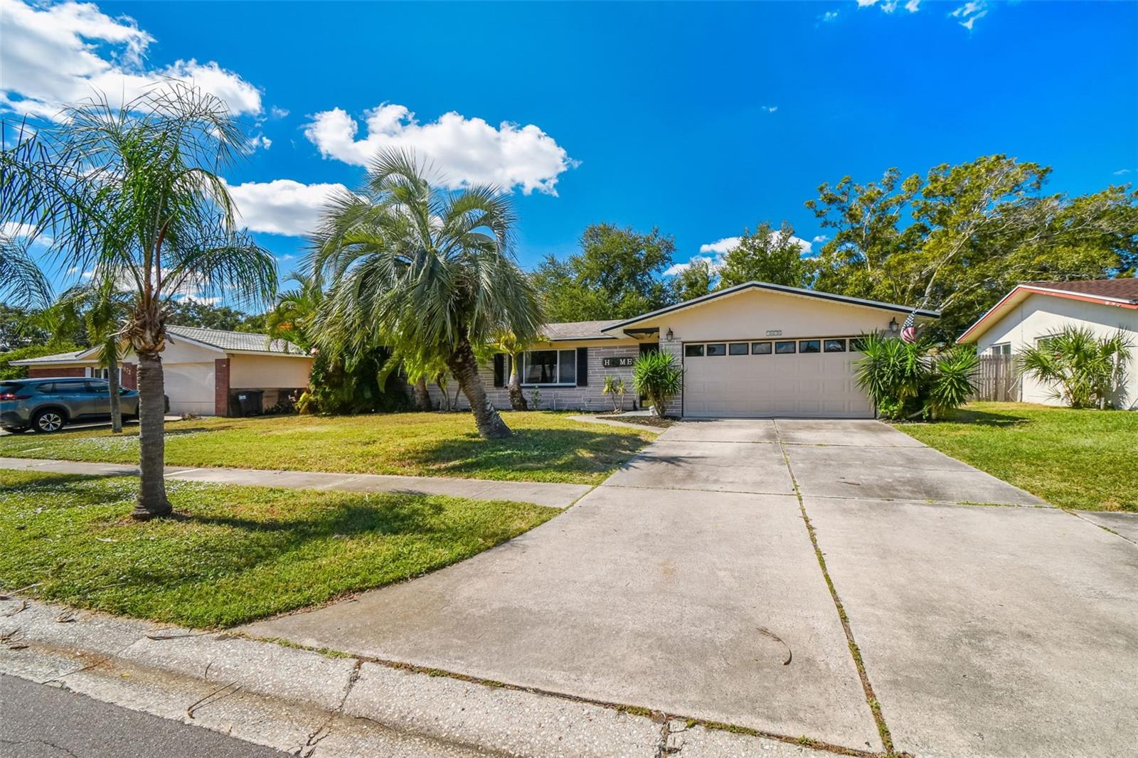 COLLEGE HILL PARK - Residential