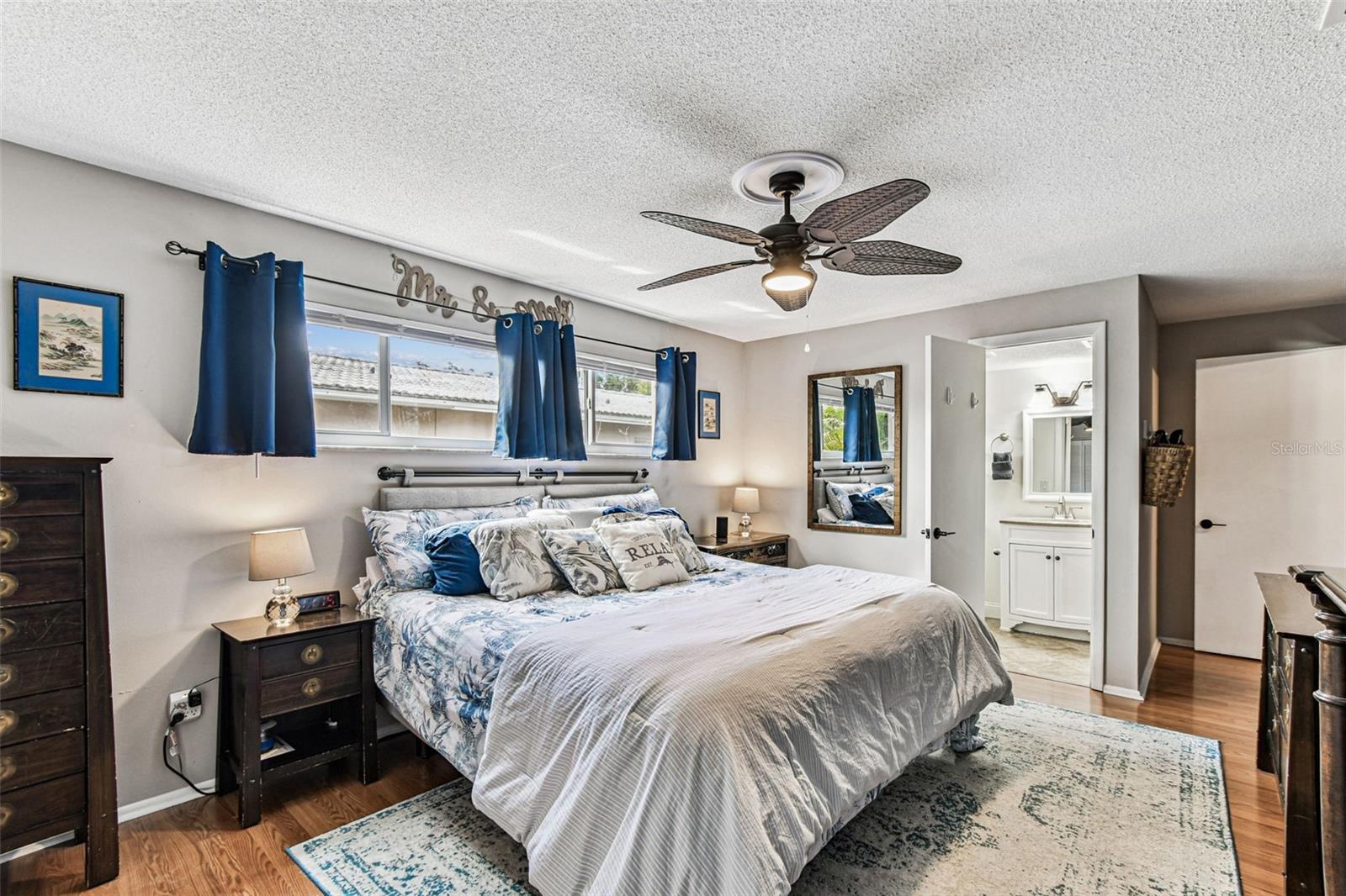 COLLEGE HILL PARK - Residential