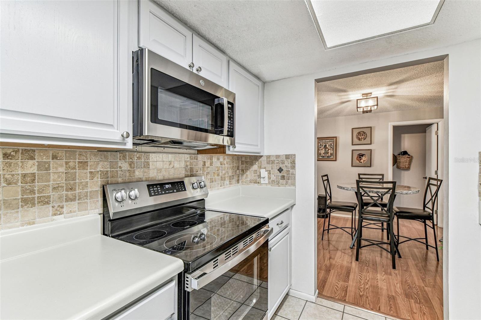 COLLEGE HILL PARK - Residential
