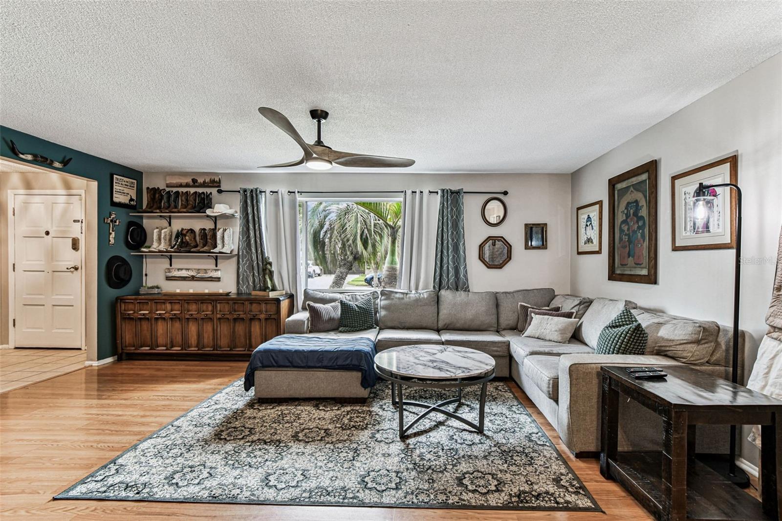 COLLEGE HILL PARK - Residential
