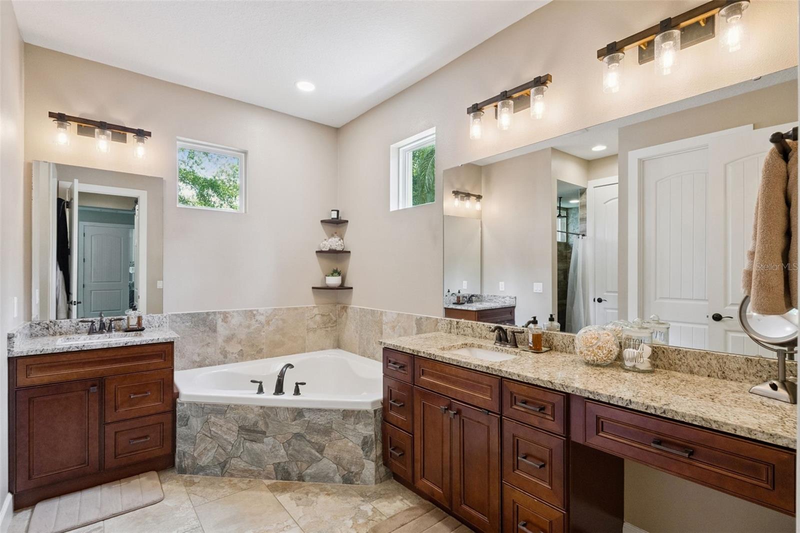 SYLVAN LAKE 1ST ADD - Residential