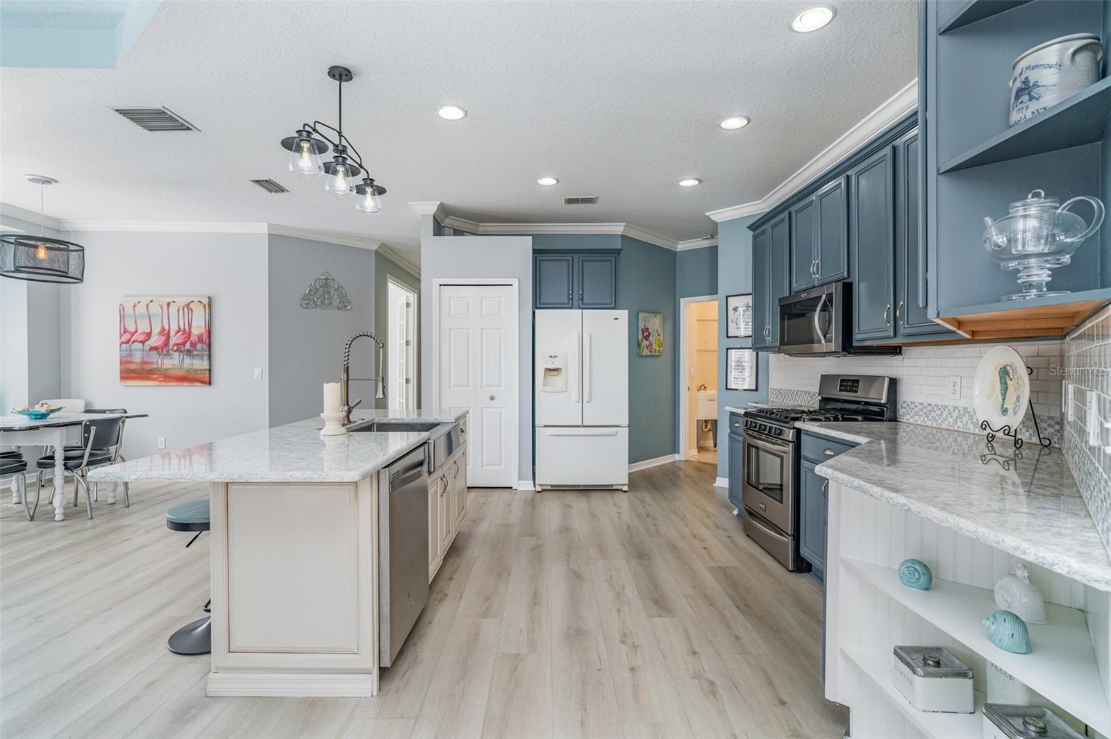 MIRABAY PRCL 7 PH 1 - Residential