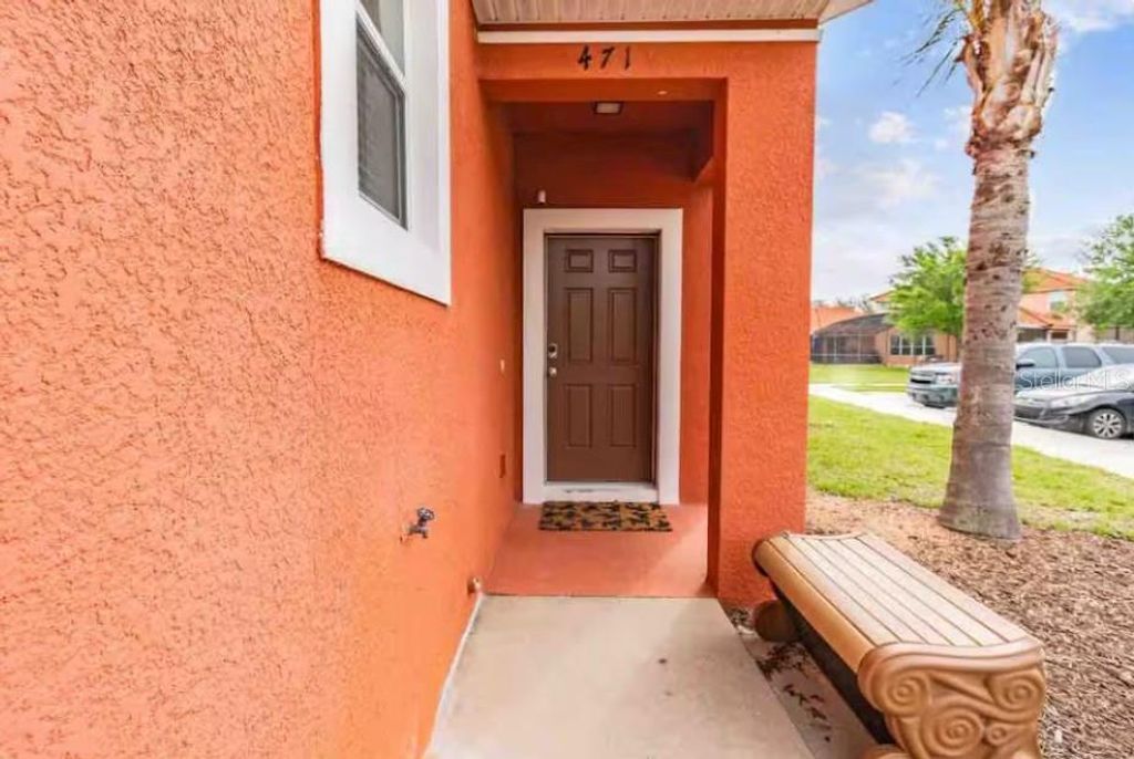 Photo of 471 Las Fuentes Drive, Kissimmee, FL 34746 (MLS # O6399892)