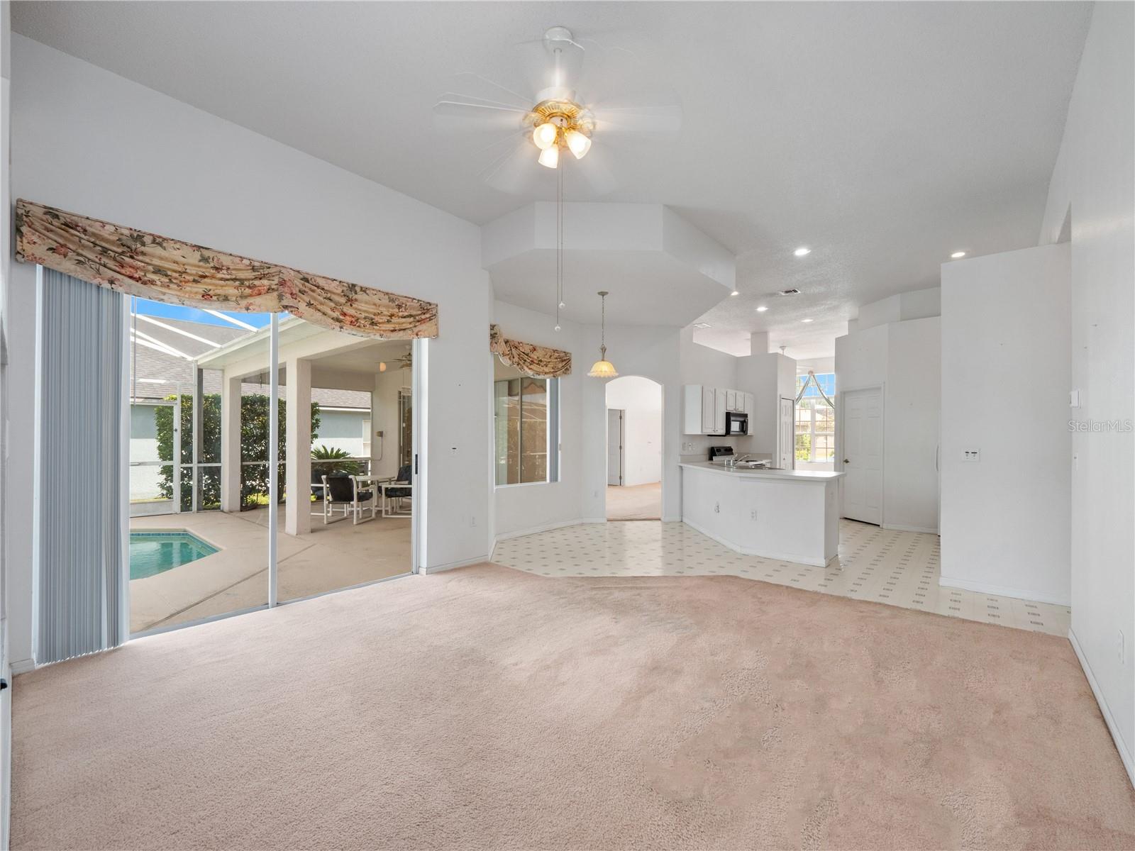 448 BUCKINGHAM CIRCLE