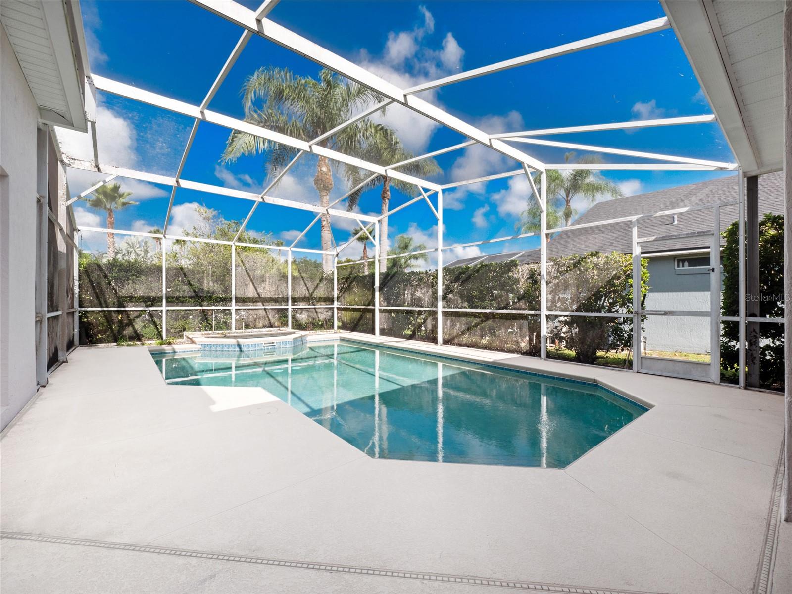 448 BUCKINGHAM CIRCLE