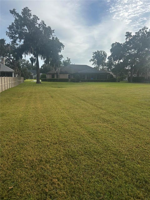 Tiny photo for 2720 SE 28th Street, Ocala, FL 34471 (MLS # OM733332)