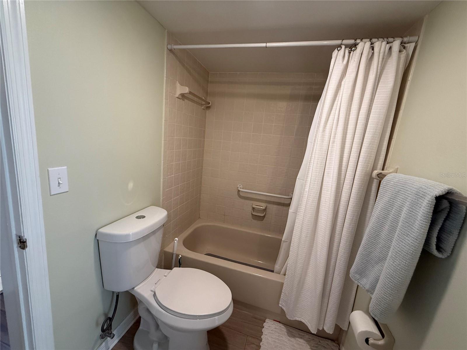 STONES THROW CONDO - Residential