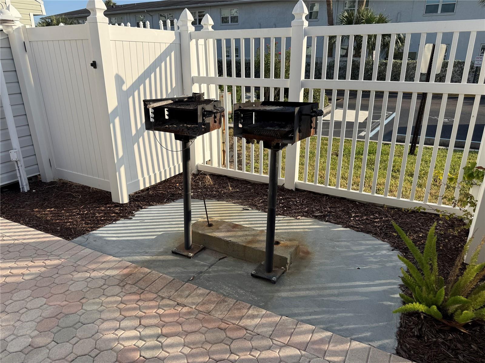 STONES THROW CONDO - Residential