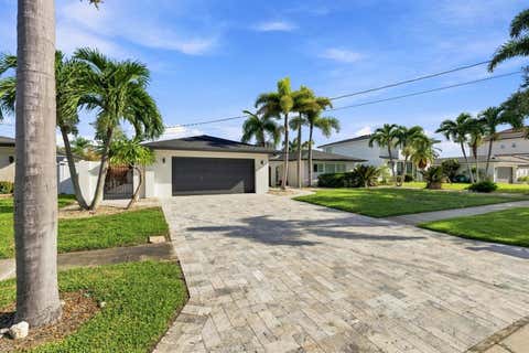 Photo of 320 Palm Island NE, Clearwater Beach, FL 33767 (MLS # TB8537797)