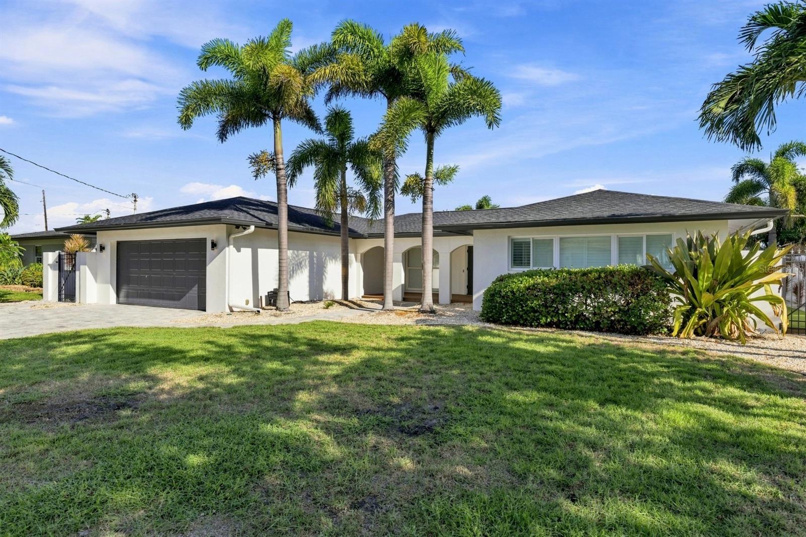 320 PALM ISLAND NE