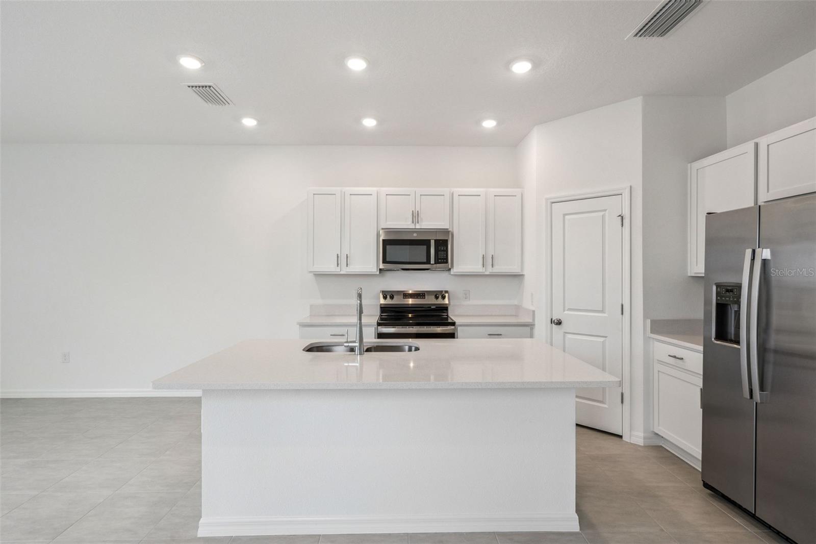 WATERSTONE - Residential Lease