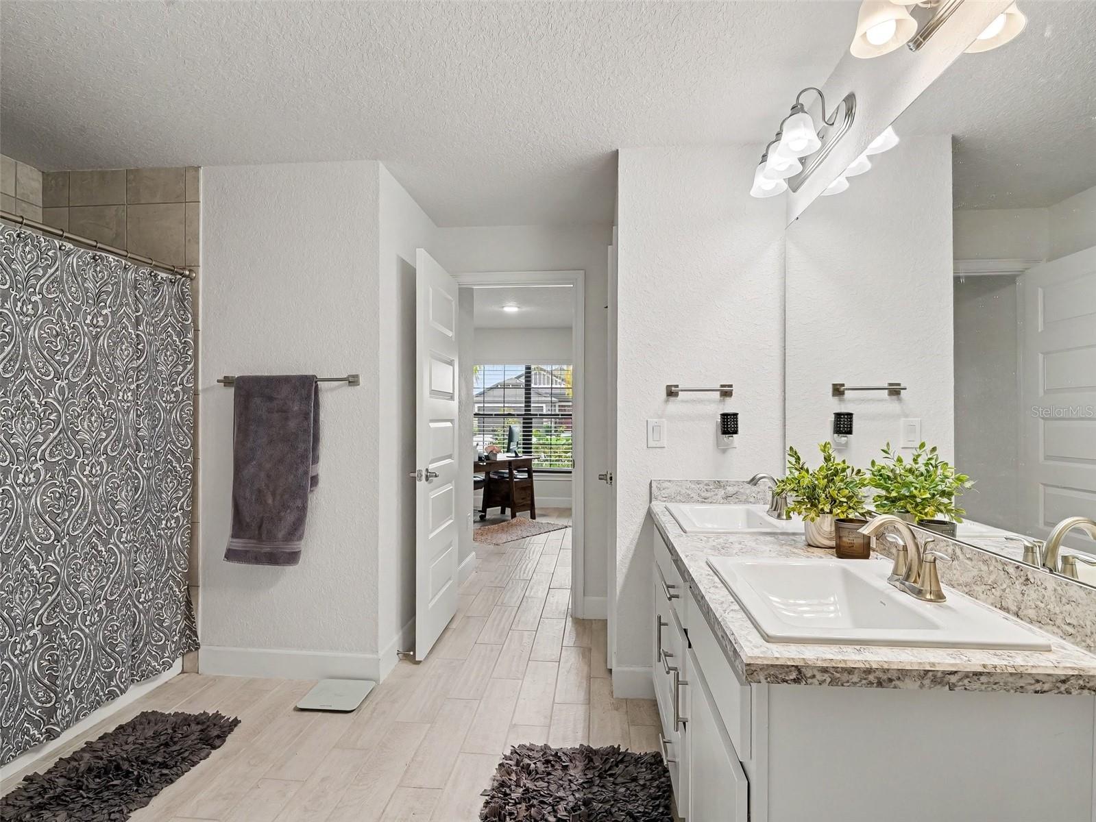 AVIARY AT RUTLAND RANCH - Residential