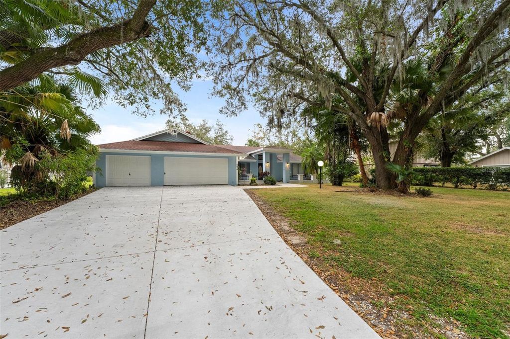 Photo of 5016 Dorman Road, Lakeland, FL 33813 (MLS # O6411468)