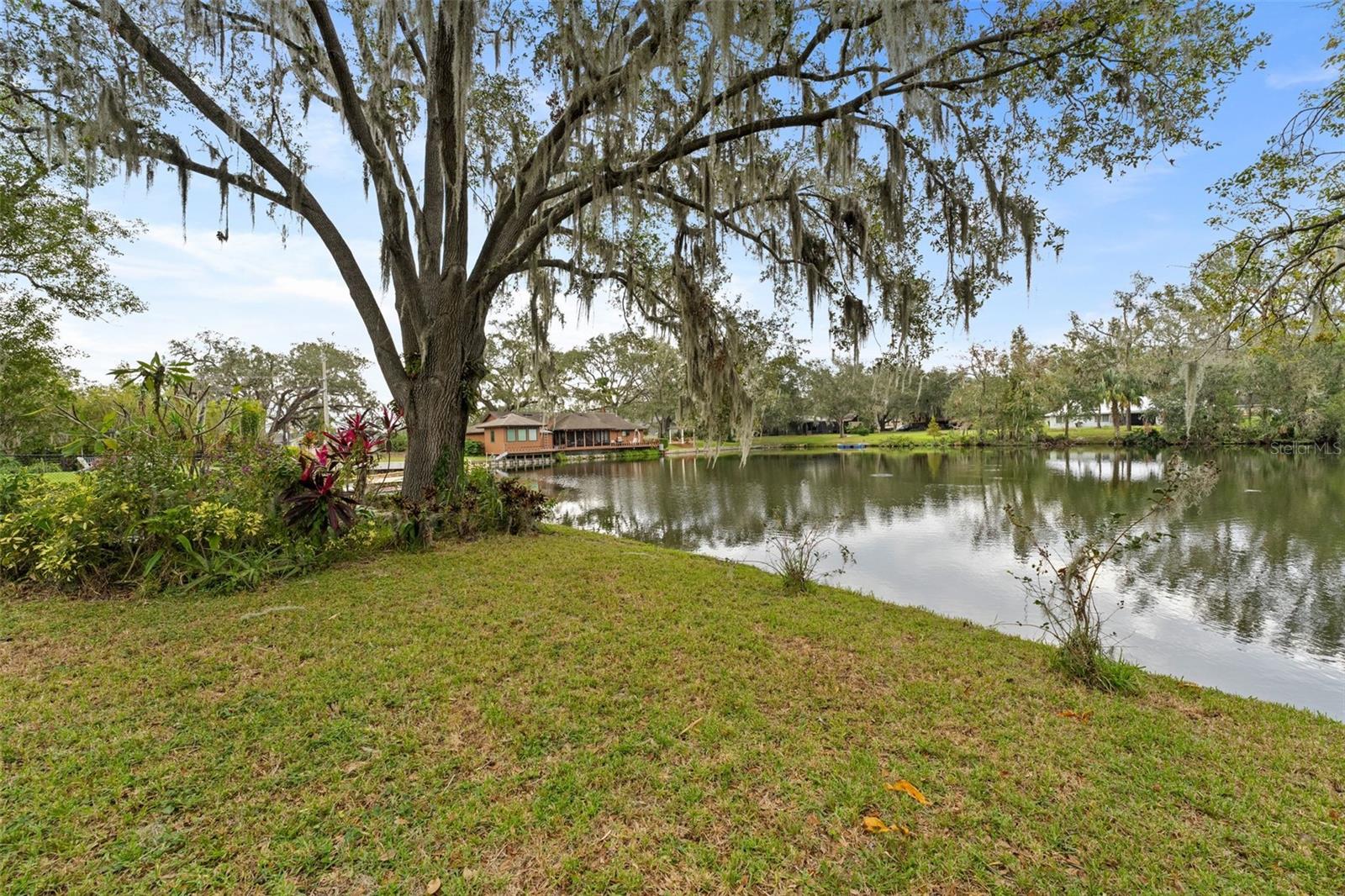 SHADY LAKE ESTATES - Residential
