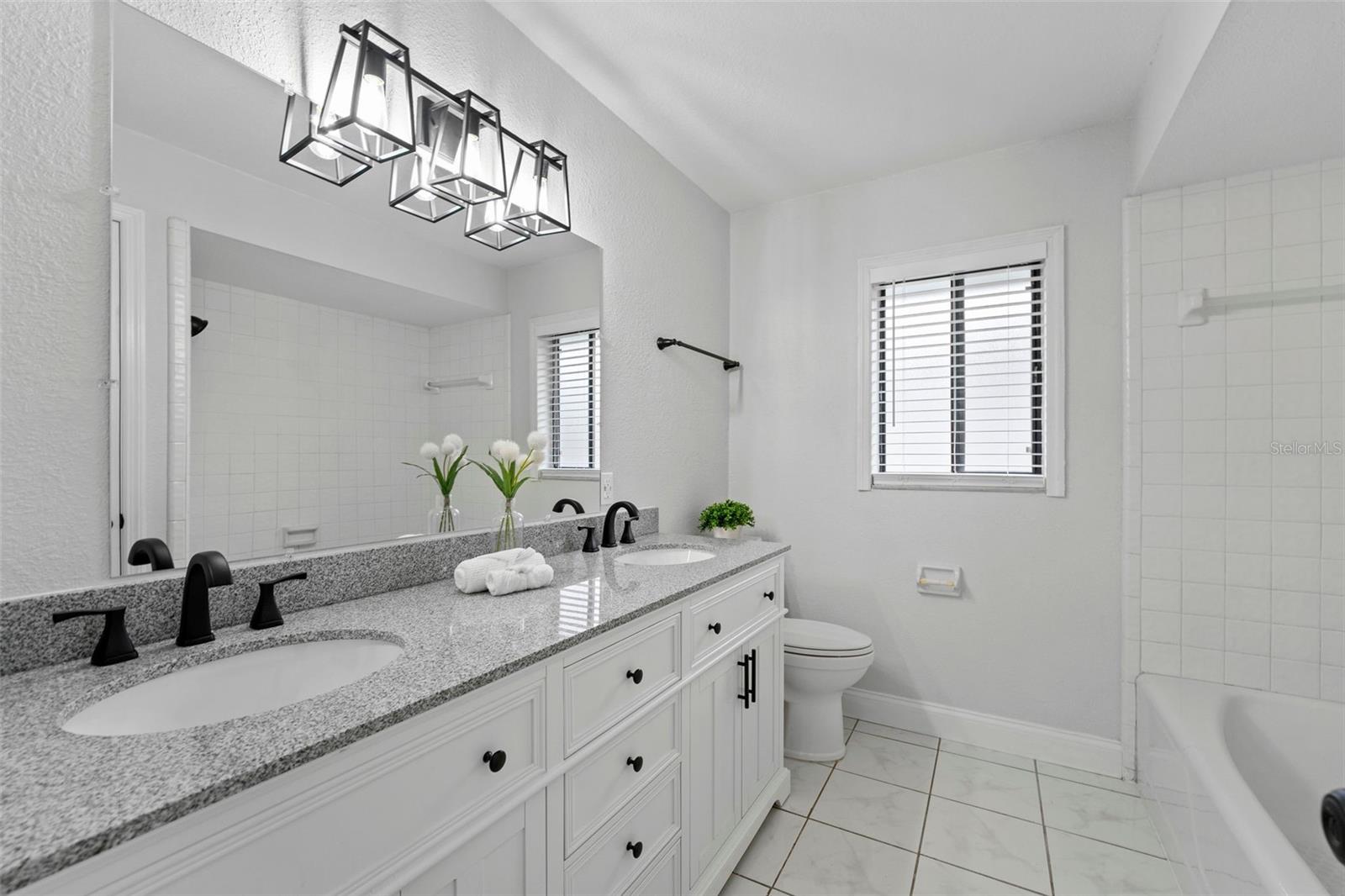 SHADY LAKE ESTATES - Residential