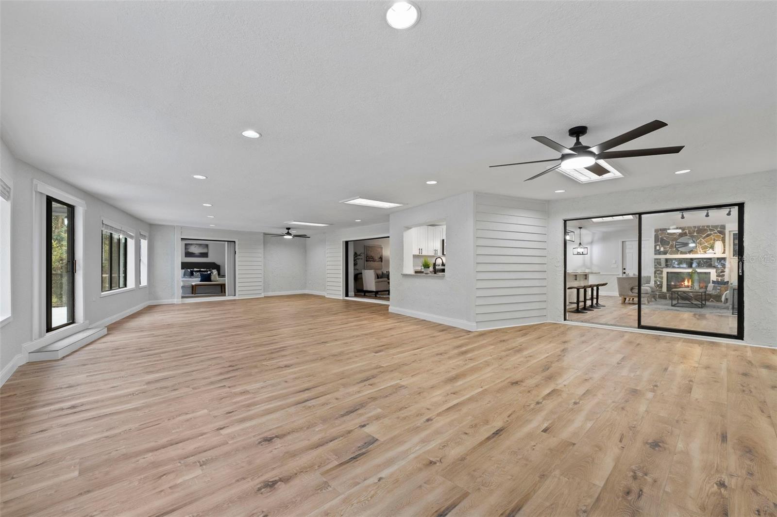SHADY LAKE ESTATES - Residential