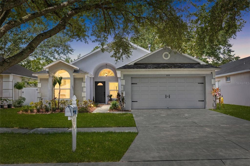 Photo of 614 Somerstone Drive, Valrico, FL 33594 (MLS # TB8525933)