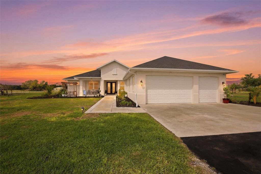 Photo of 10080 Wauchula Road, Myakka City, FL 34251 (MLS # A4685991)