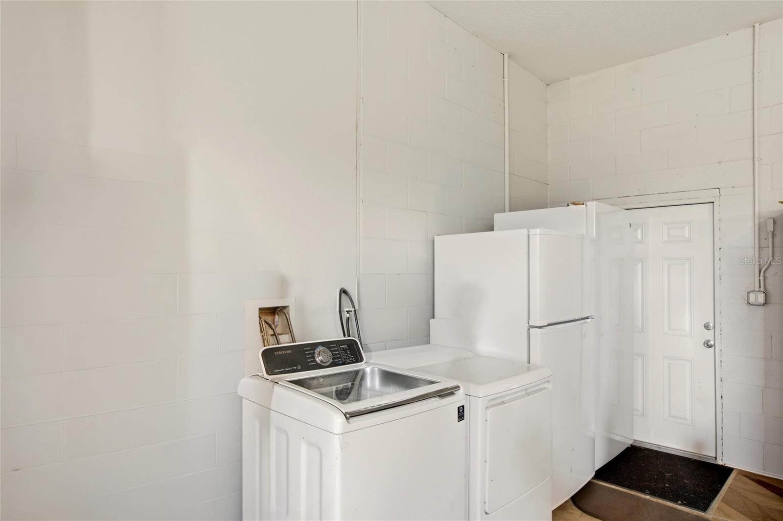 WITH ALL OF MYAKKA - Residential