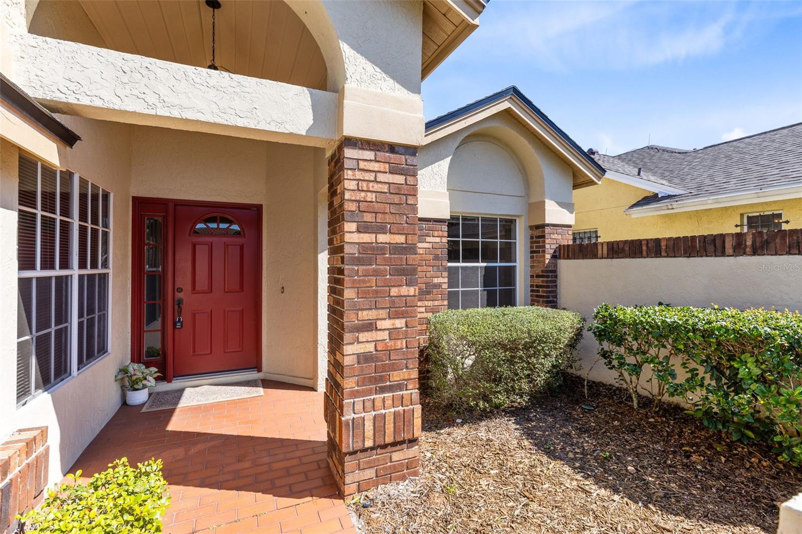 702 BARRINGTON CIRCLE