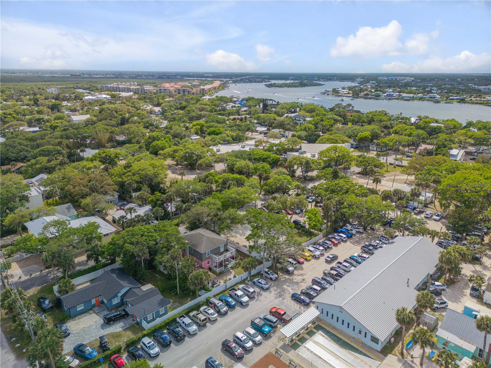 SH BARBER ESQUIRE - Land