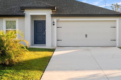 A home in NORTH PORT