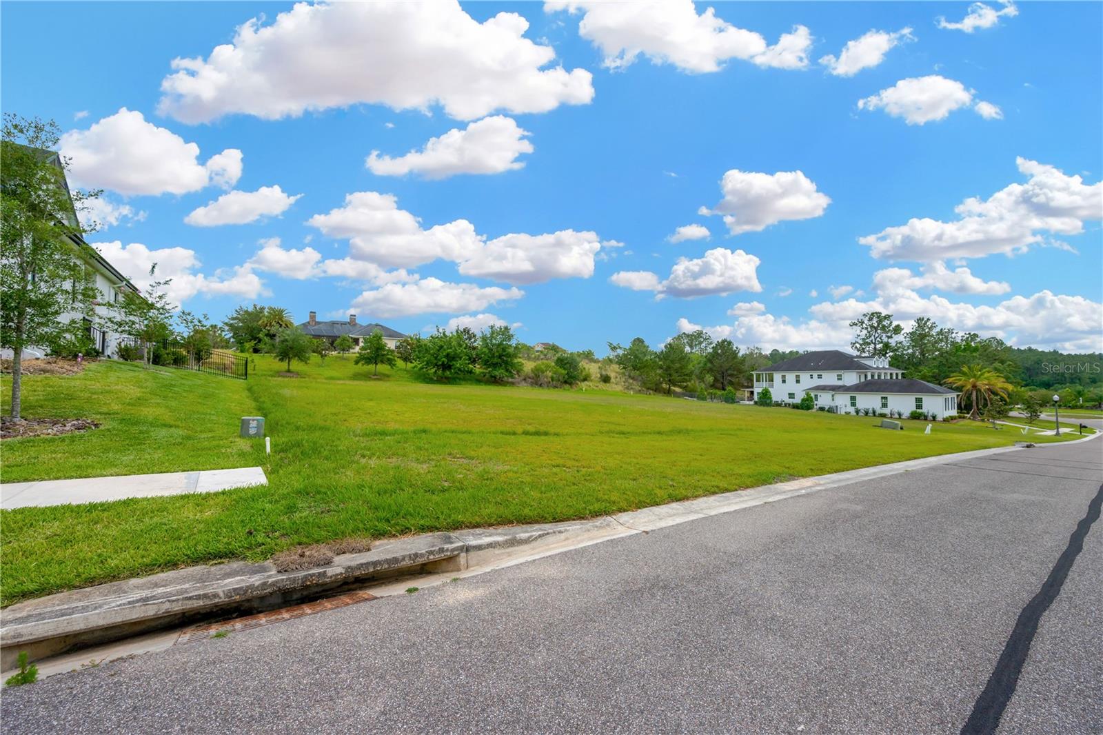 SOUTHERN HILLS HILLTOP - Land