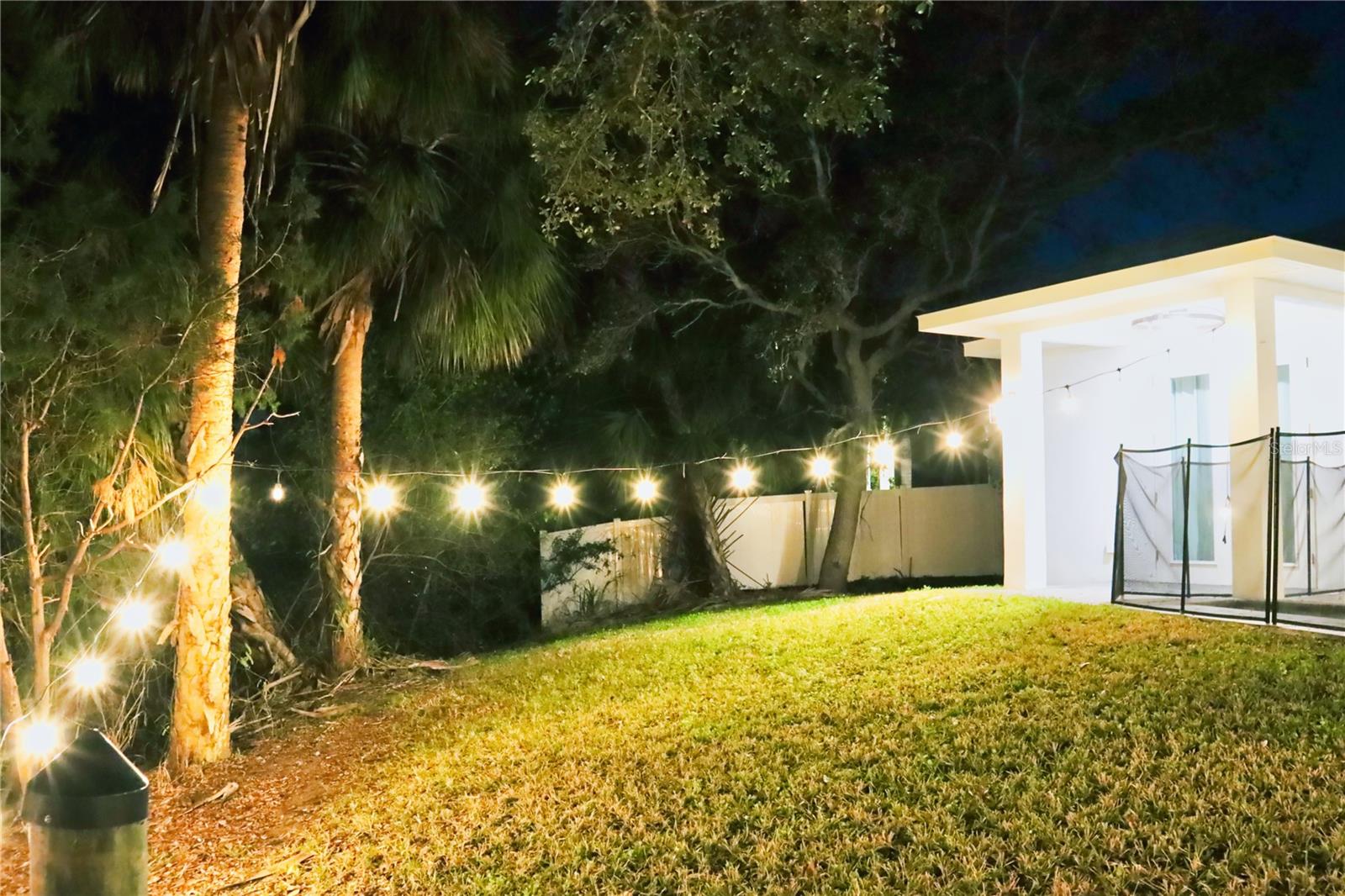 HIDDEN LAGOON PH II - Residential