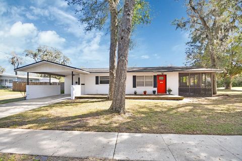 129 S MARYDELL AVENUE DELAND FL 32720