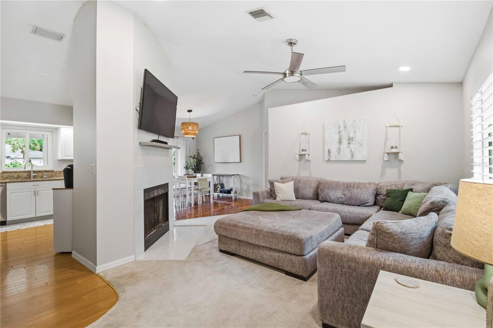 Search Properties for Sale 2 3131 ARROWHEAD ROAD