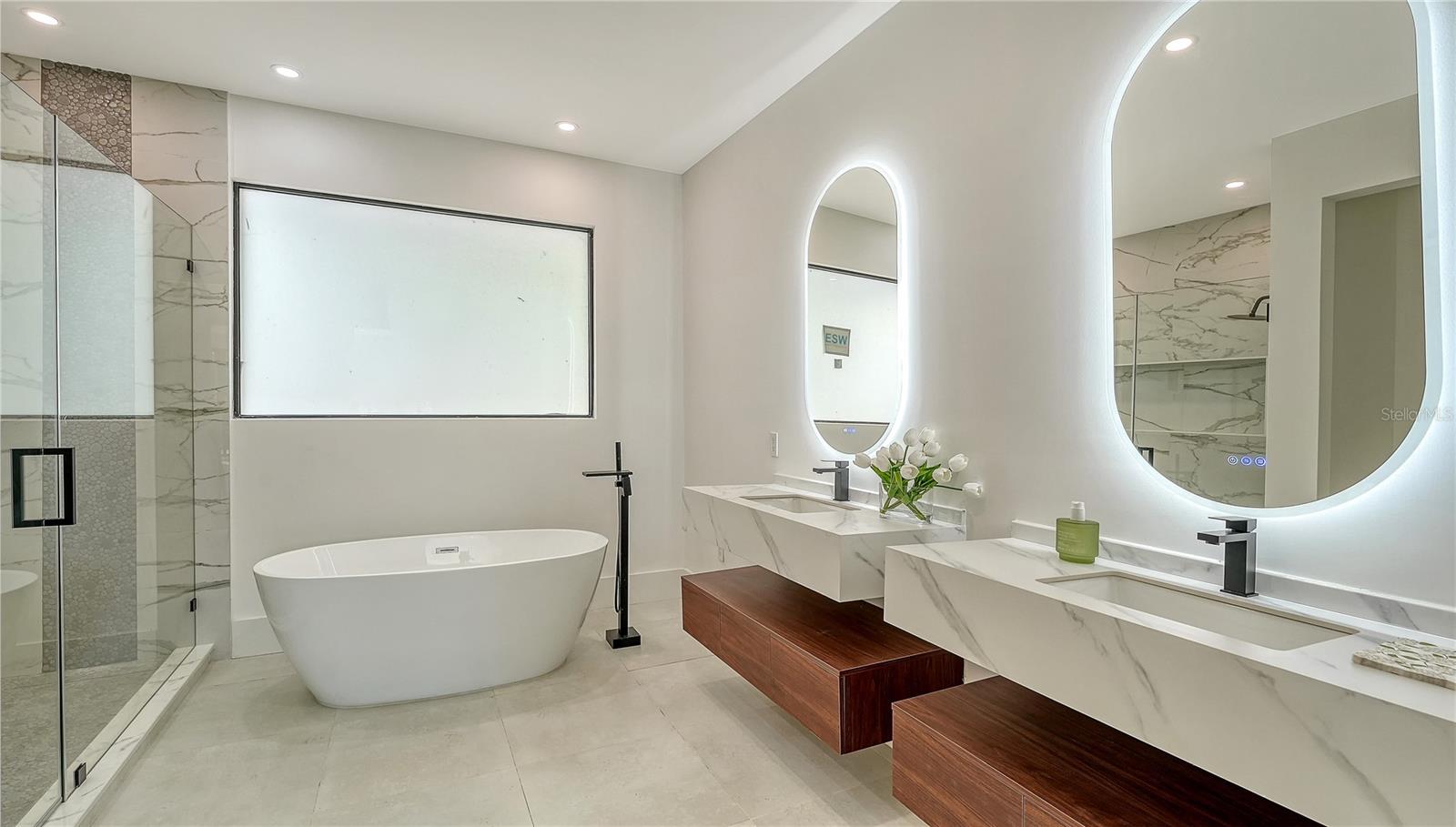 BAYVIEW - Residential