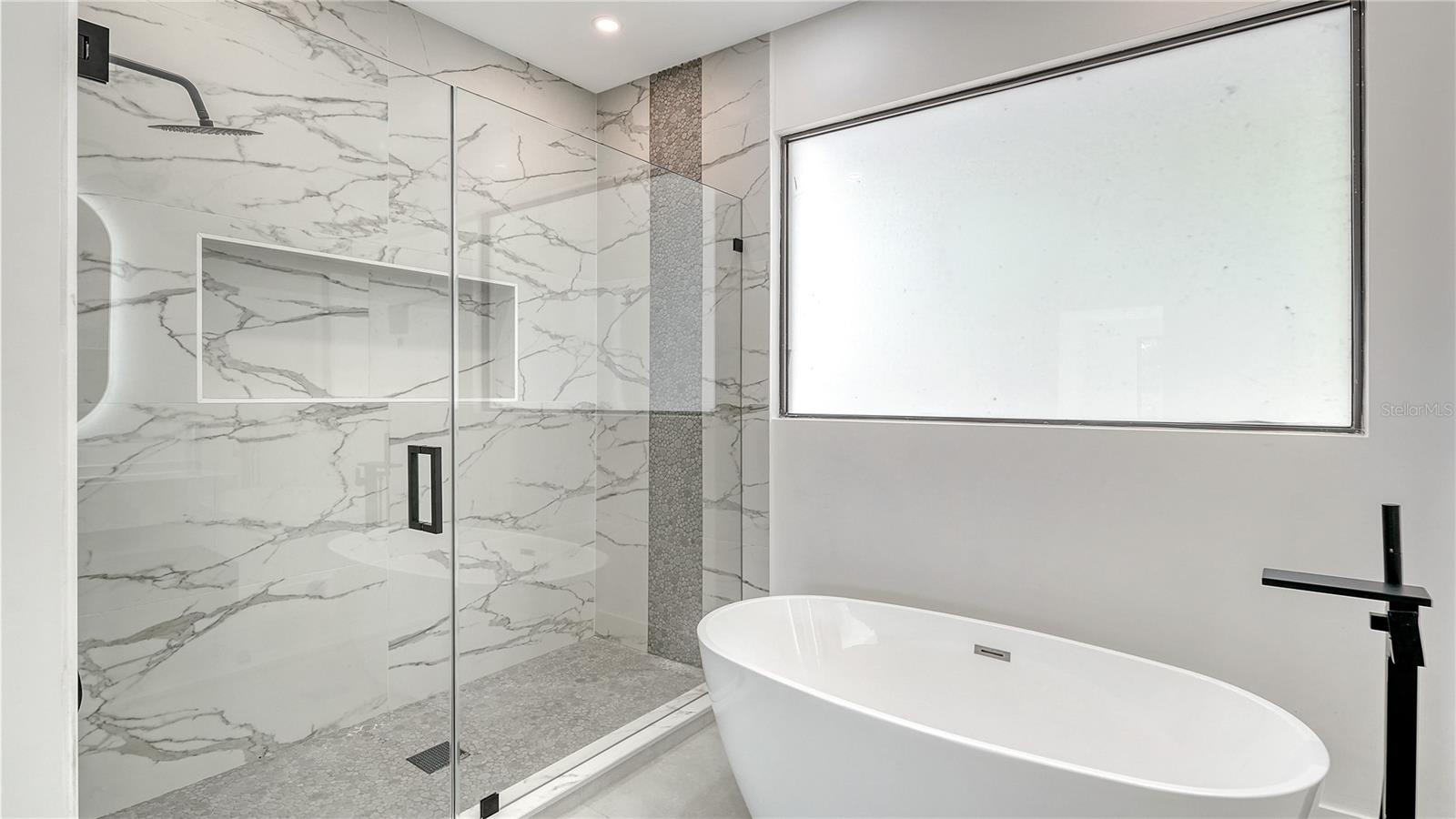 BAYVIEW - Residential