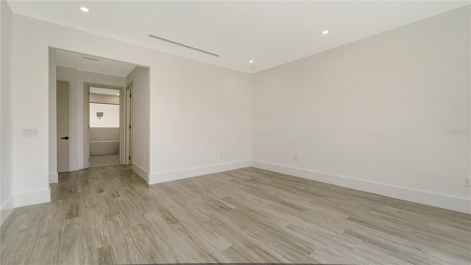 BAYVIEW - Residential