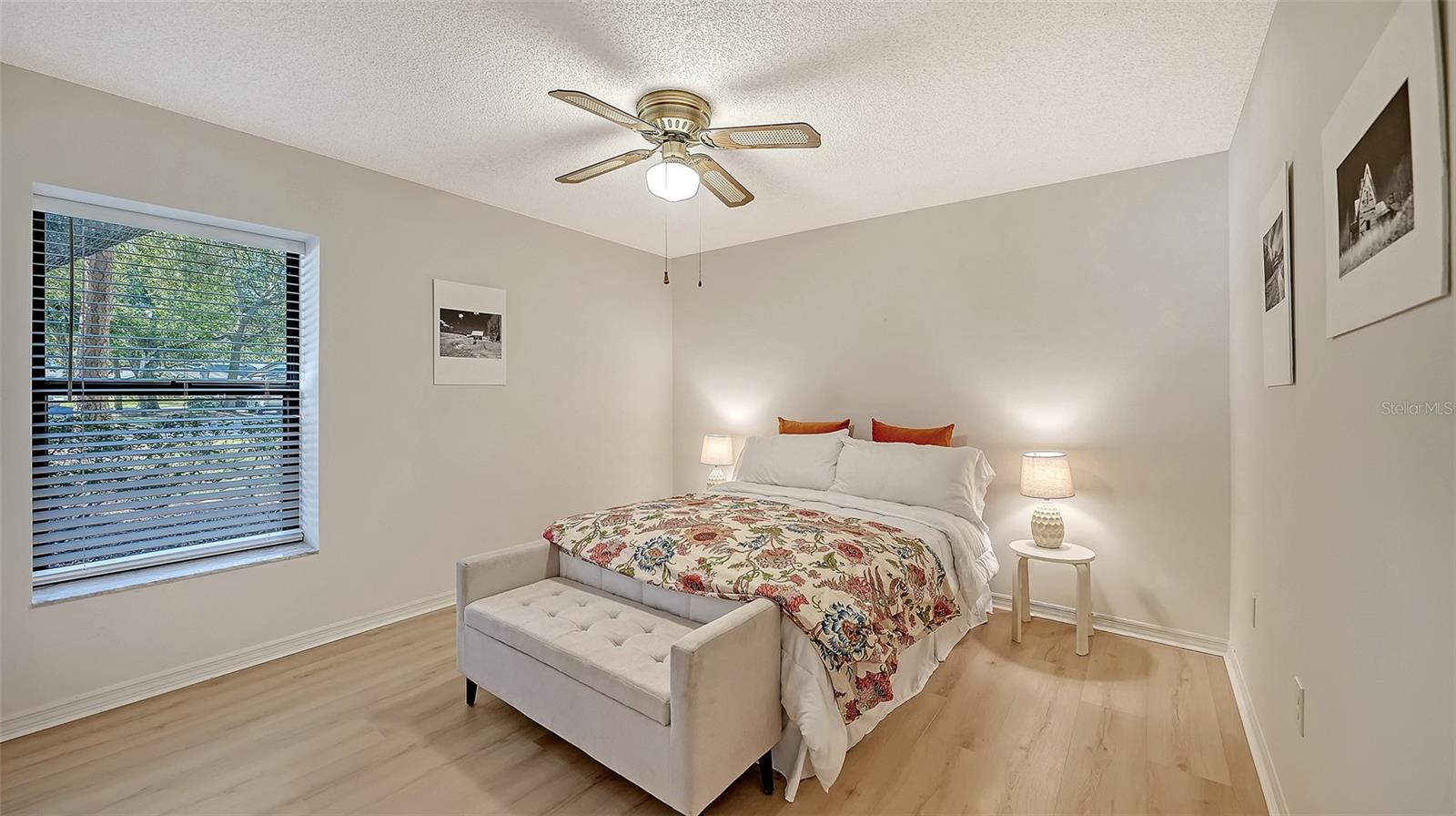 OAK FOREST VILLAS - Residential