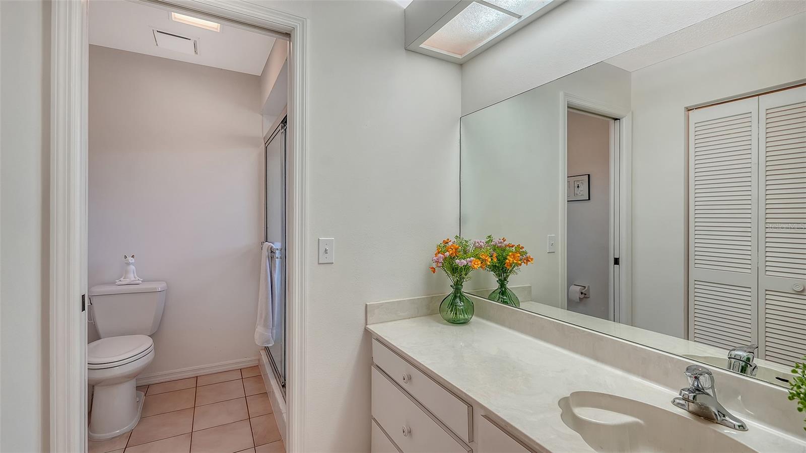 OAK FOREST VILLAS - Residential