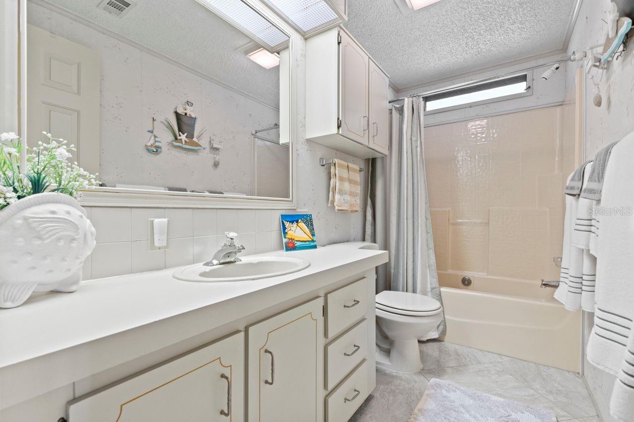 HARBOR COVE - Residential