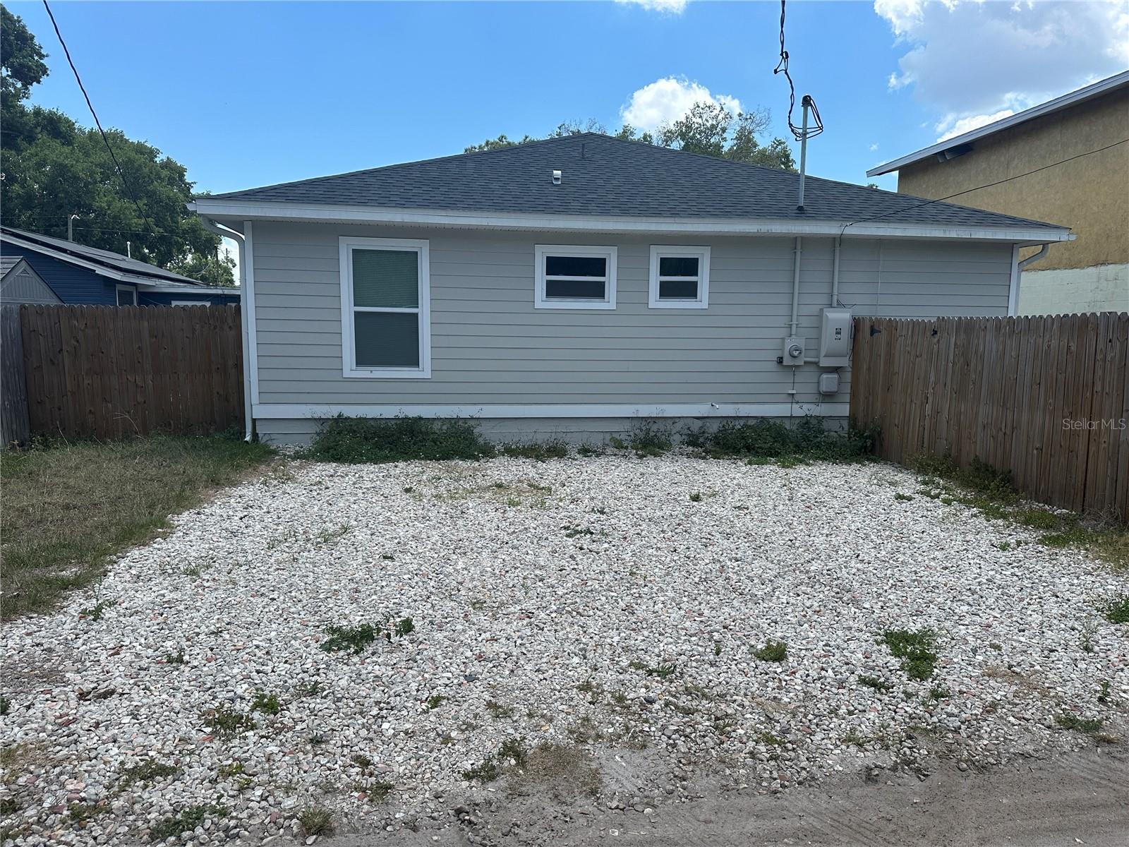 MIDWAY SUB - Residential Lease
