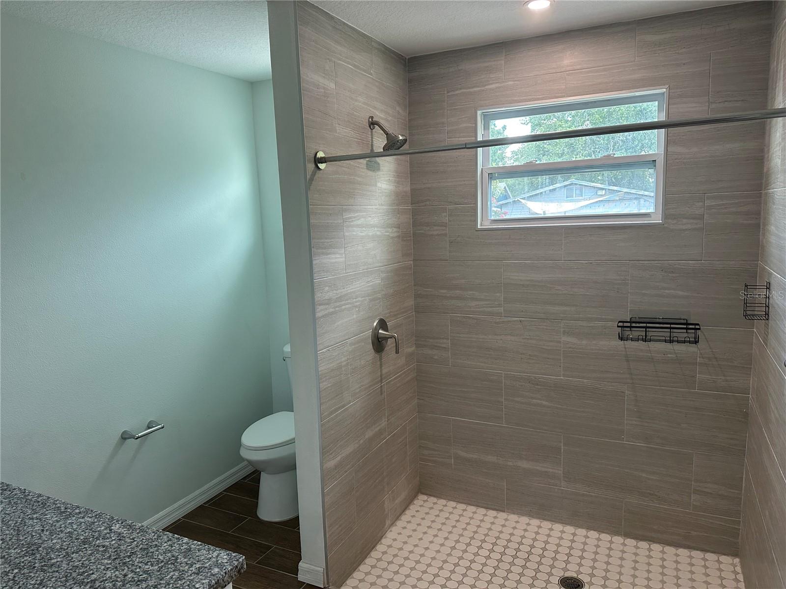 MIDWAY SUB - Residential Lease